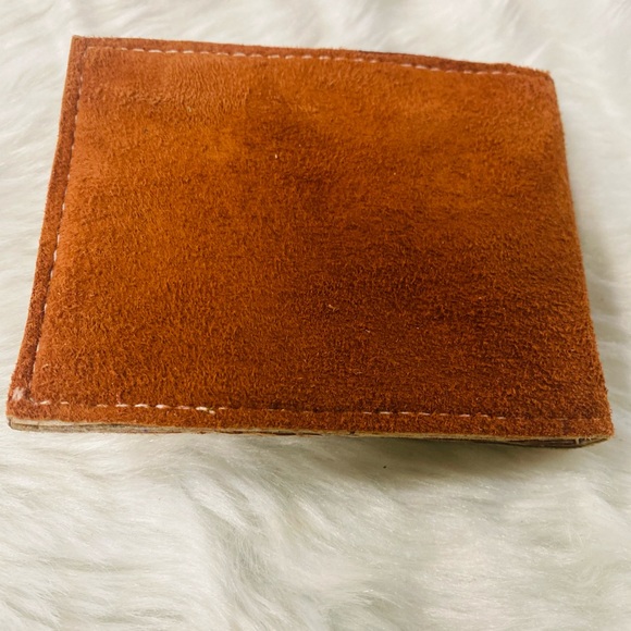 Wallets - Picture 2 of 6